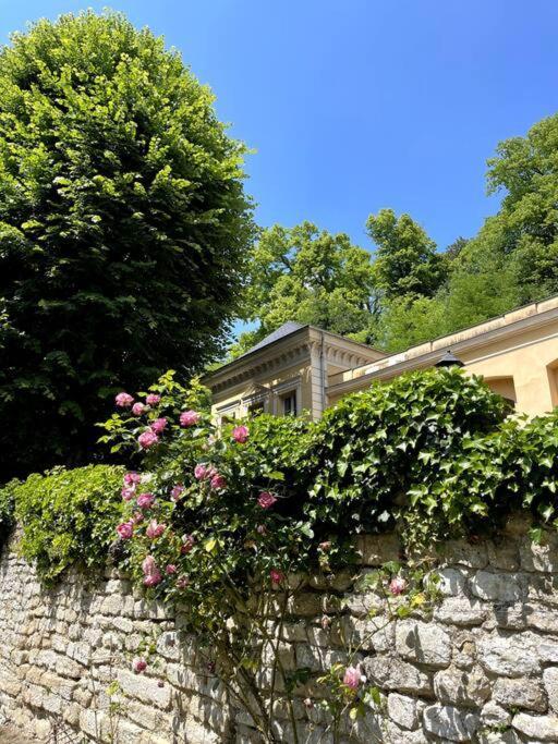 Romantique Jacuzzi, Au Chateau A 30 Min De Paris Daire Limay Dış mekan fotoğraf